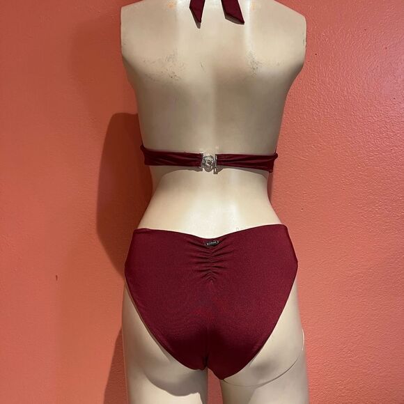 One piece swimsuit!!   - Picture 2 of 6